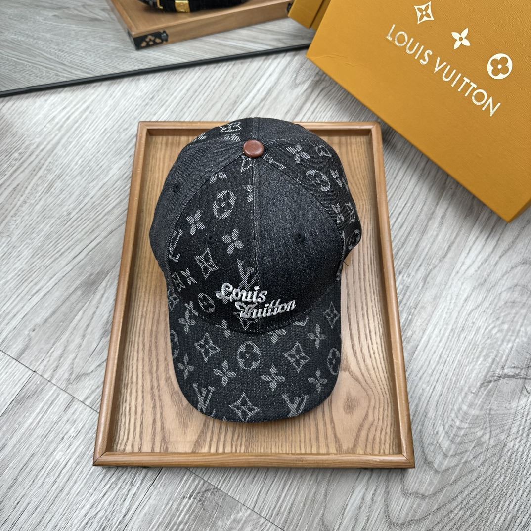 Louis Vuitton Caps